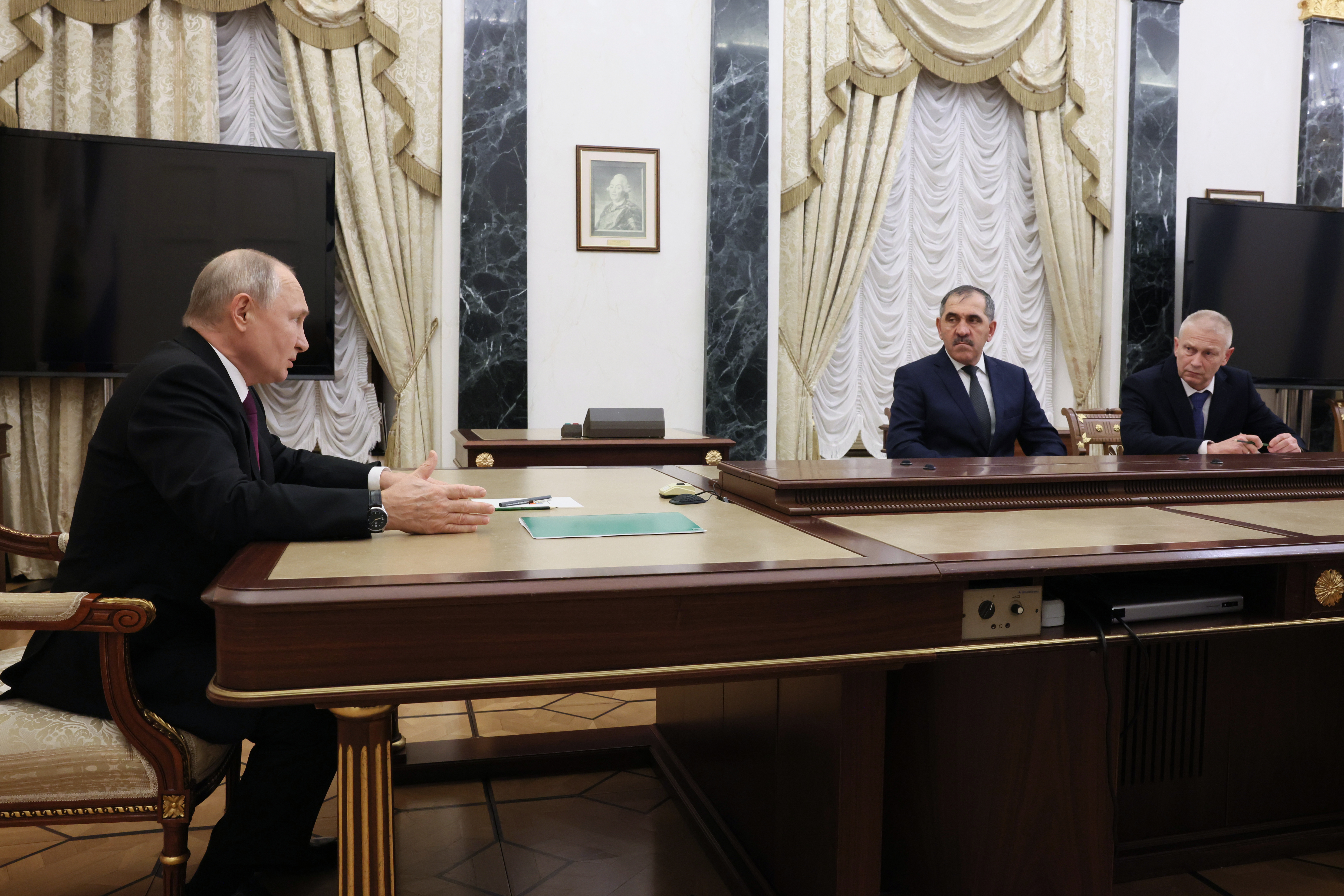 ¿El regreso de Wagner?: reunión entre Putin y un excomandante de la milicia rusa