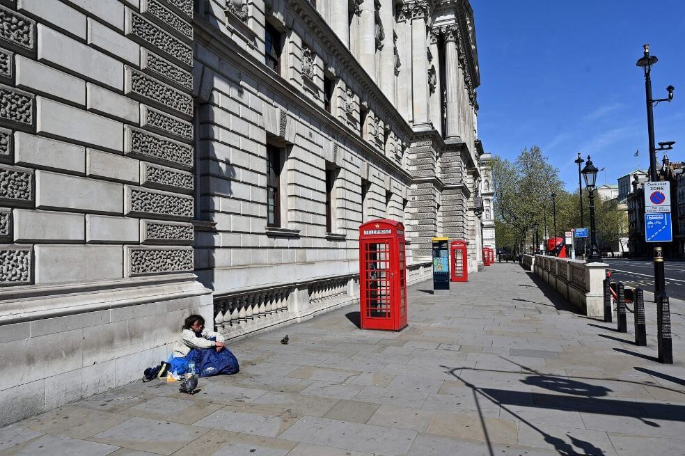 Londres les da techo a las personas sin hogar por la pandemia de coronavirus