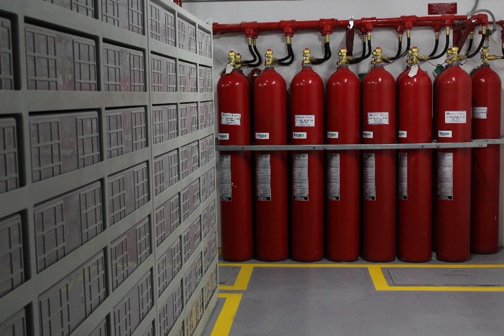 El cuarto de baterías permite 48 horas de energía de emergencia.