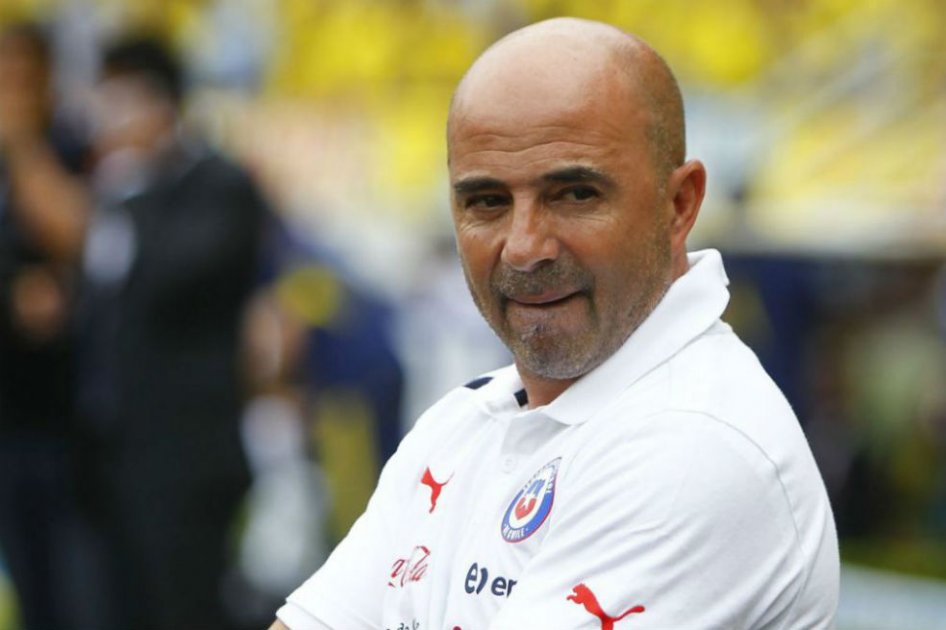 Presidente de la AFA viaja a España para reunirse con Sampaoli y Messi