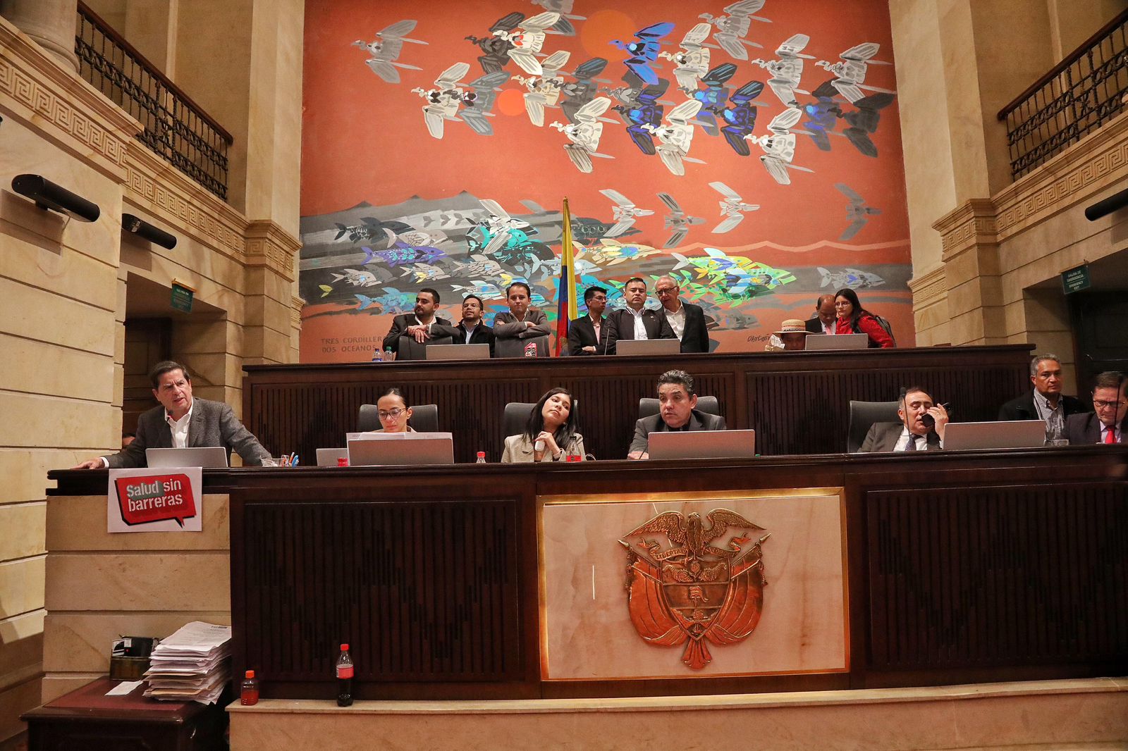 ¿Buena o mala noticia? Las diferentes reacciones al aplazamiento de reforma a la salud