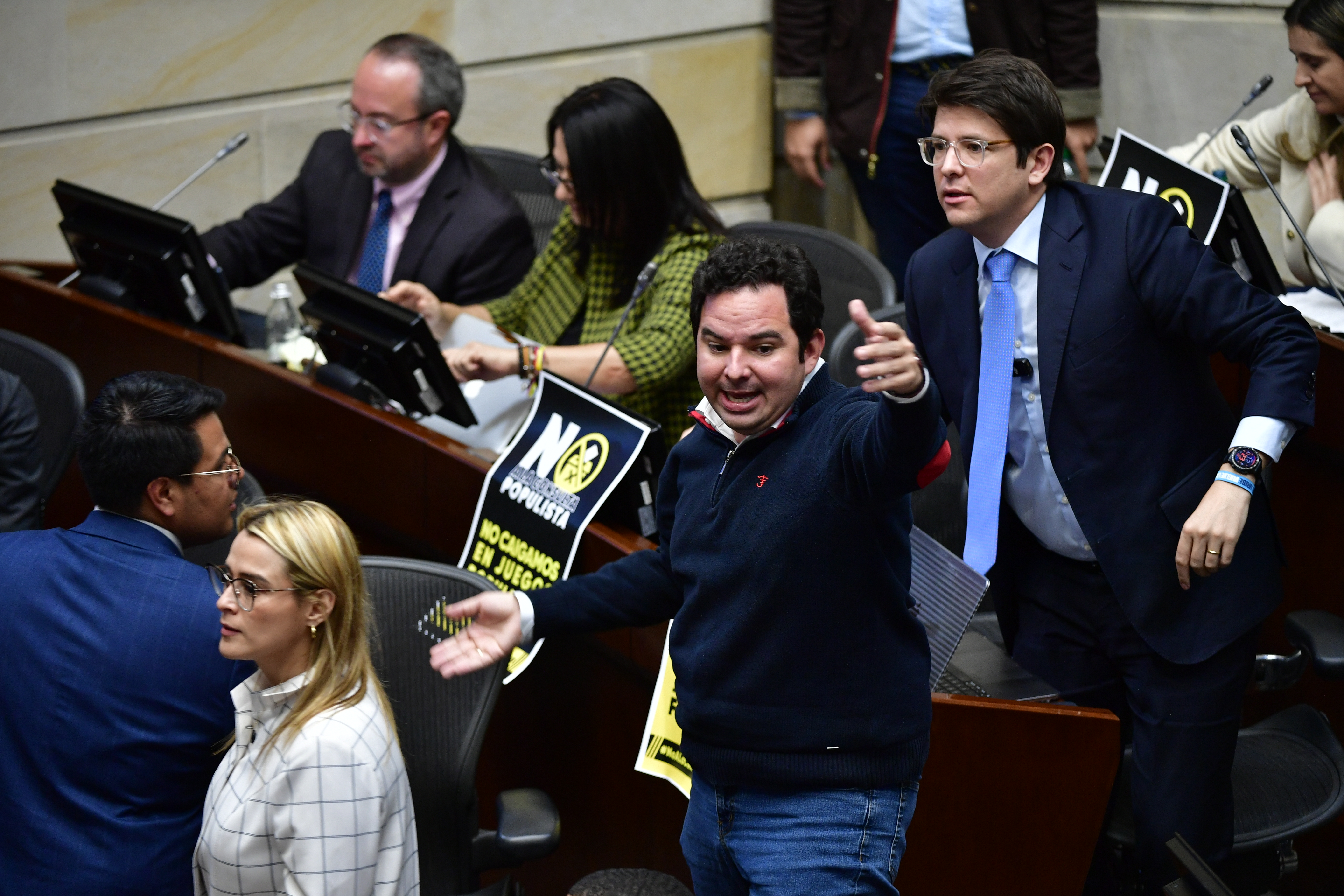 Centro Democrático rechaza demanda de sindicatos contra Miguel Uribe: “buscan destruirlo”
