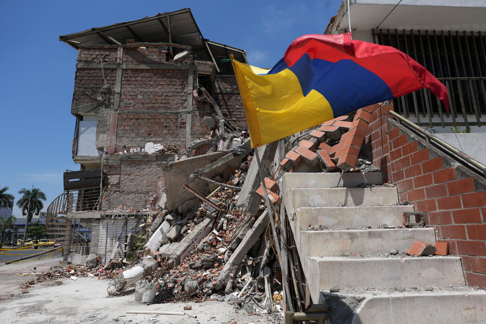Terremoto en Colombia: ¿De dónde saldrá la plata para la reconstrucción?