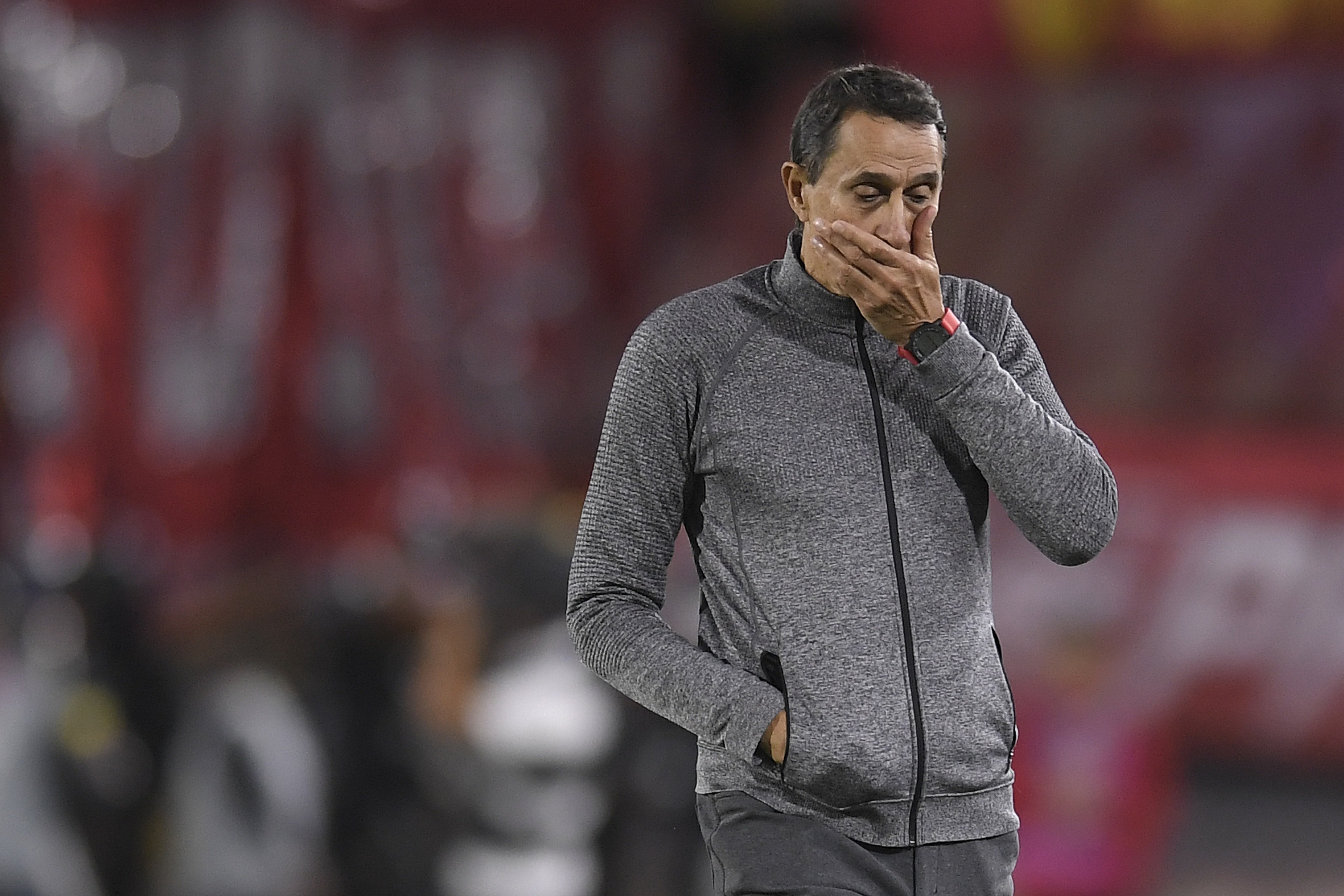 Exfutbolista y director técnico que dirige al América de Cali.