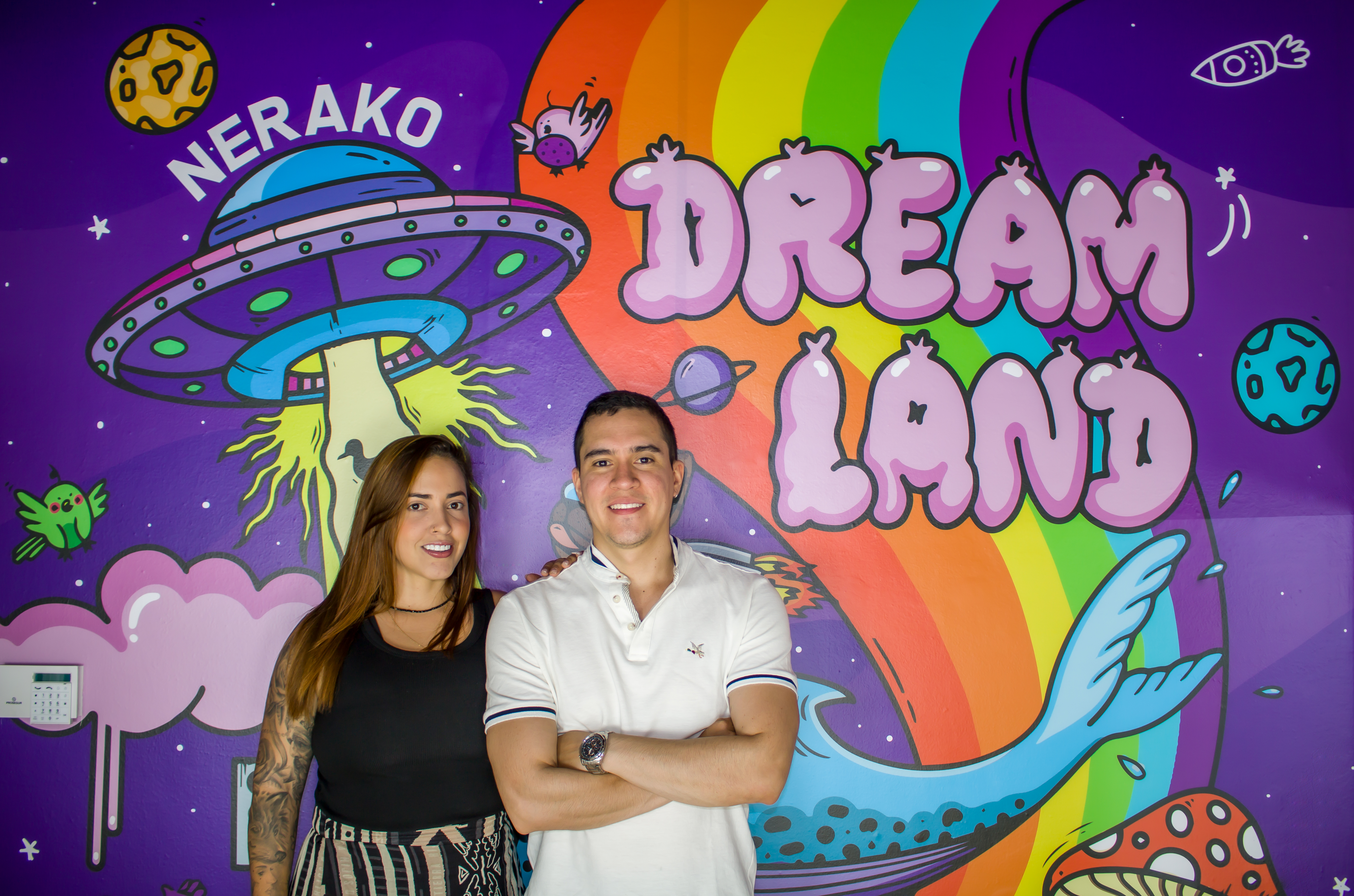 Ellos crearon una plataforma que ofrece creatividad a través de prendas de vestir