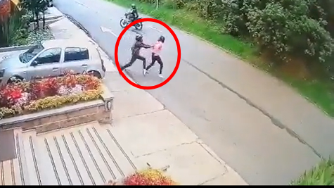 Video: Hieren a mujer por hurtarle el celular en barrio El Castillo de Bogotá