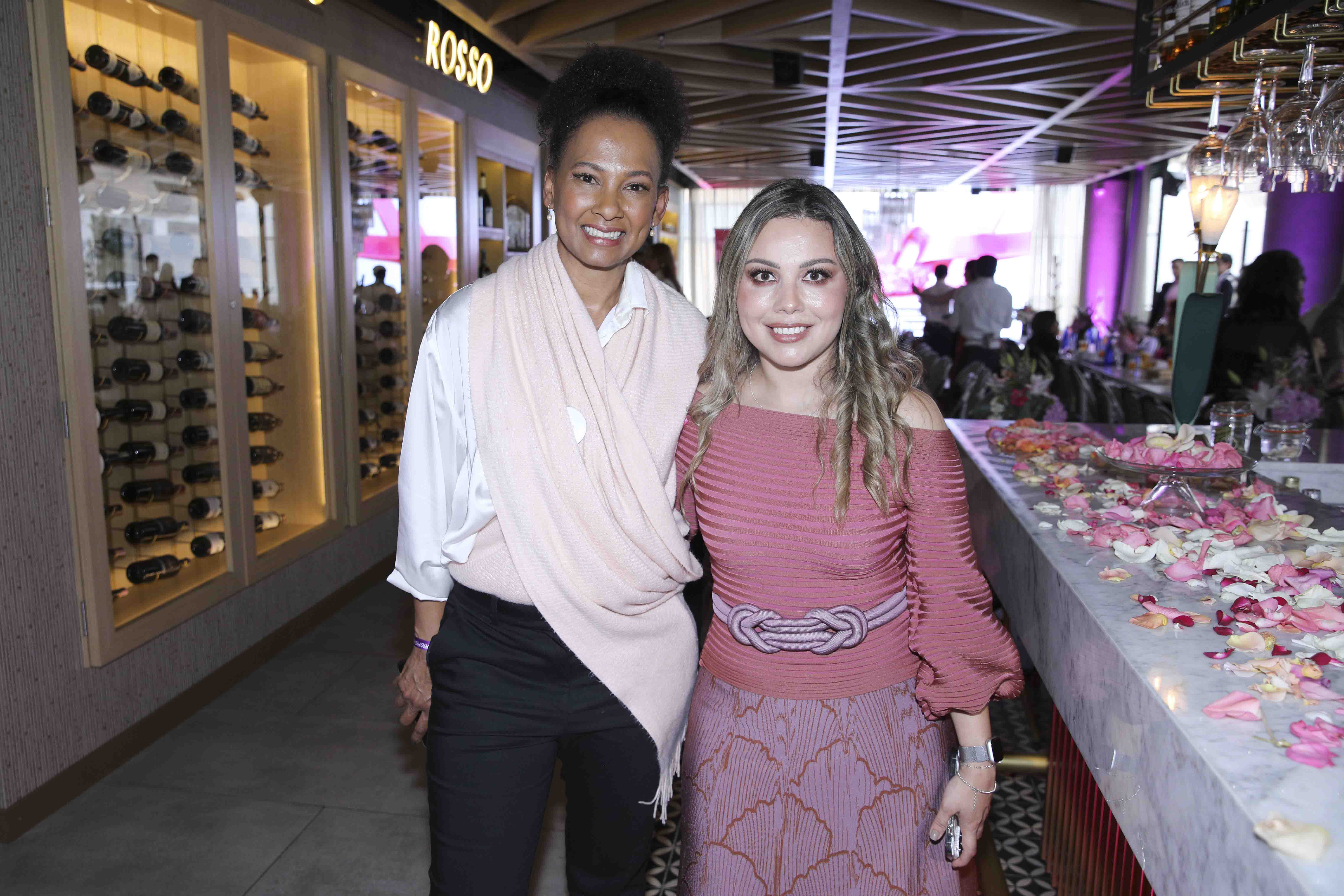 Indira Serrano y Lorena Salgado