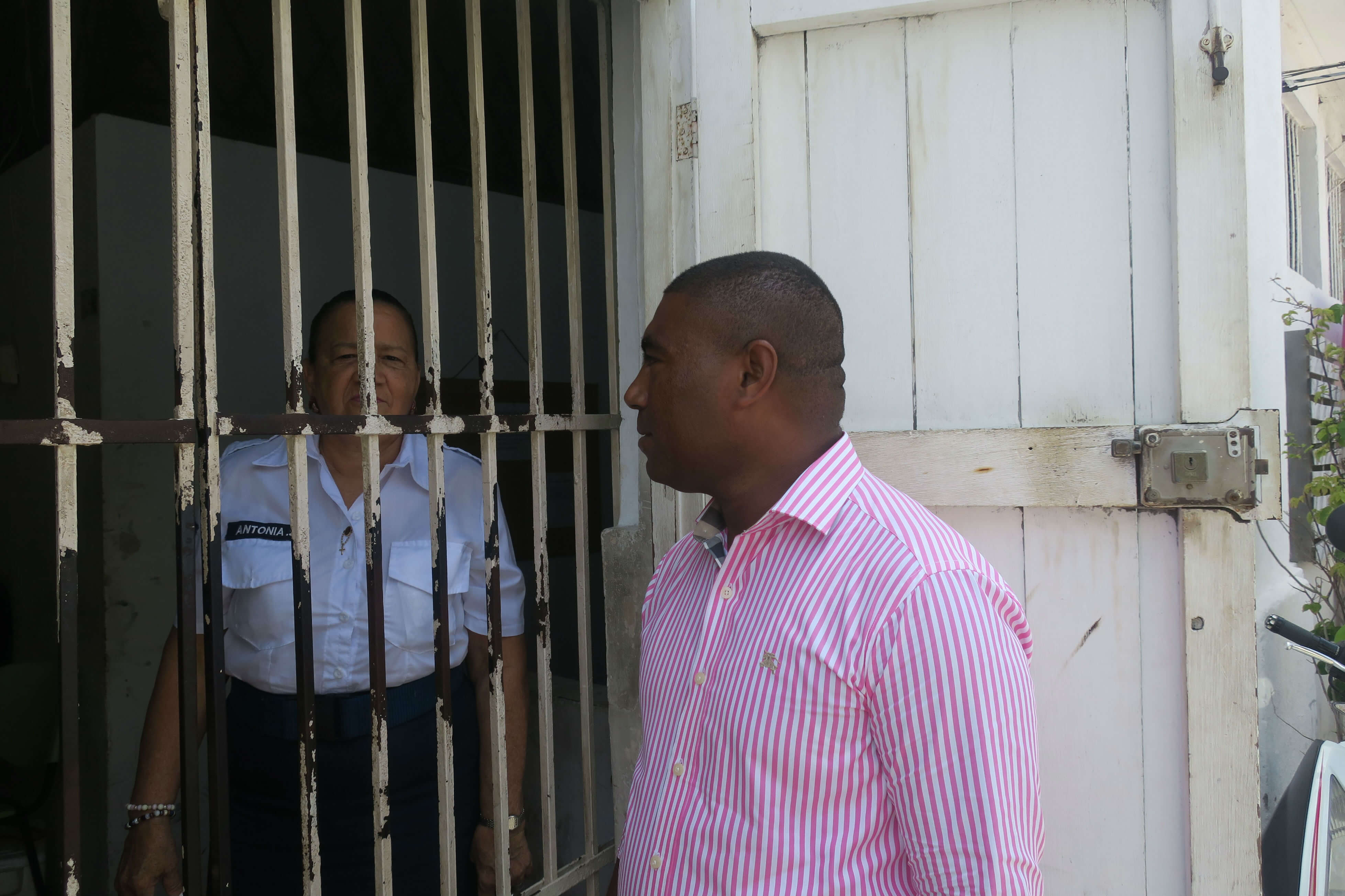 Amenazan al director de la cárcel de Cartagena por traslado de reclusas