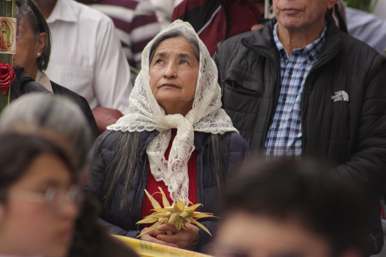 Domingo de Ramos en la iglesia del 20 de Julio en Bogotá.