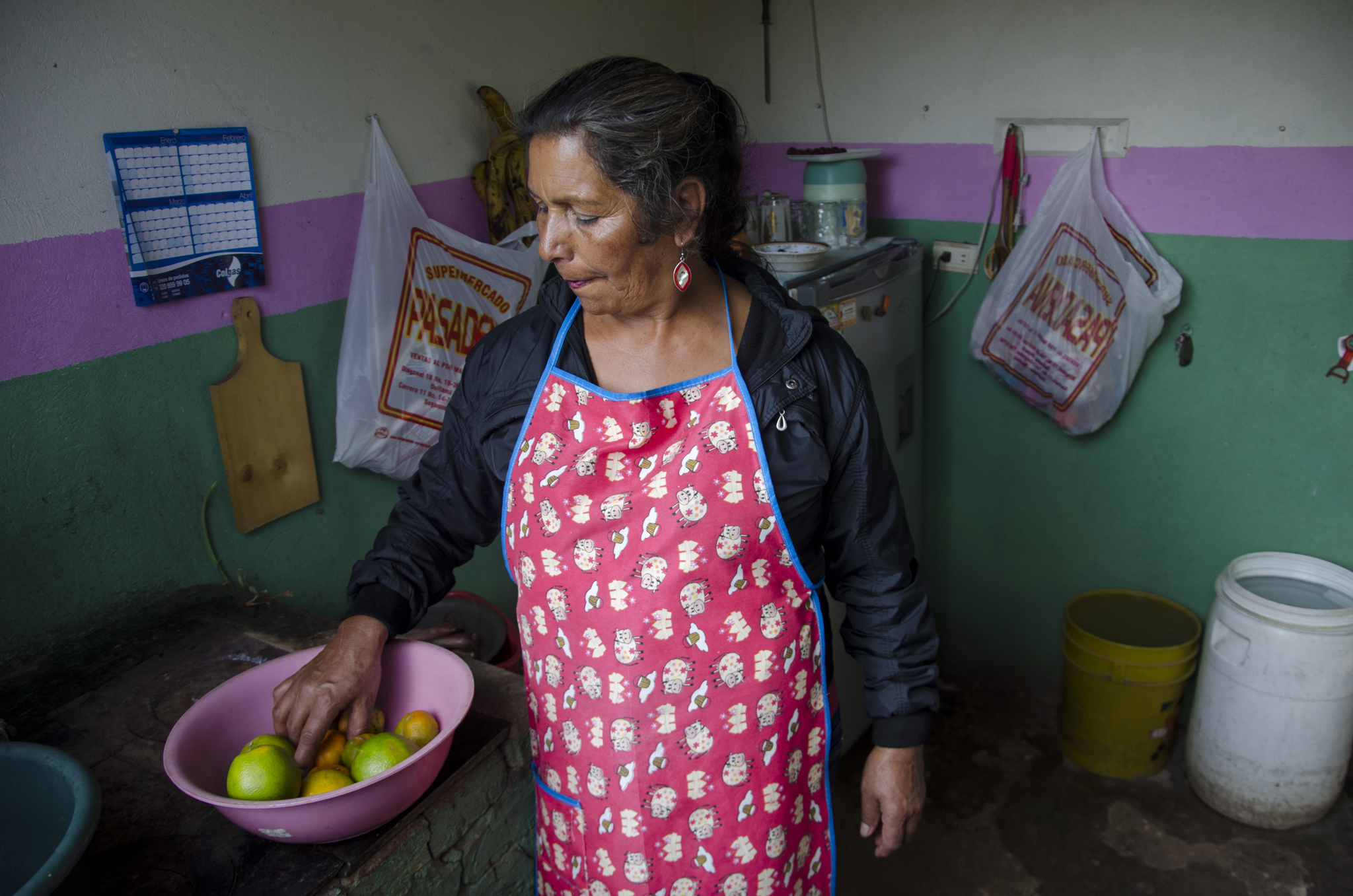 ¿Por qué hay desajuste contra la mujer en el trabajo doméstico y de cuidados?