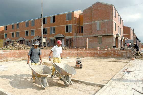 Según la Contraloría, hay más de 890 ‘elefantes blancos’ en Colombia
