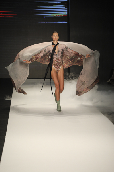 Desfile Colombiamoda Revista CROMOS y Diego Guarnizo