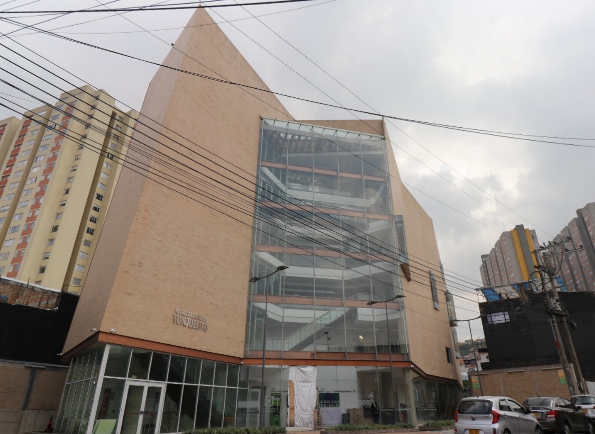 Reportan sobrecostos de $665 millones en construcción de alcaldía de Tunjuelito