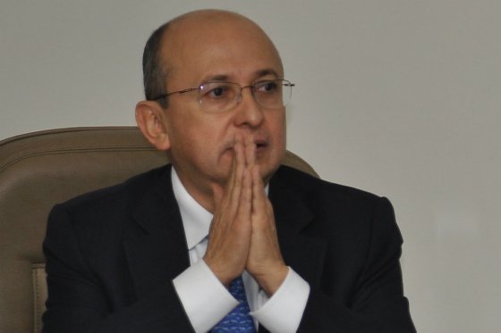 Uribismo citó a contratistas de la Fiscalía al Senado