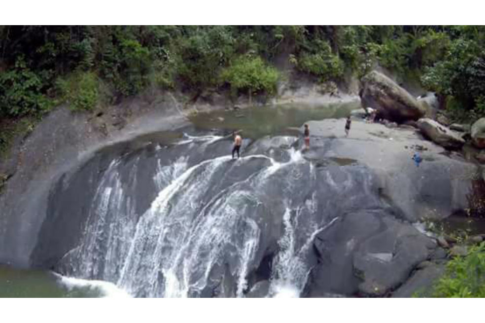 Niña de cinco años muere tras ser arrastrada por creciente de río en Viotá, Cundinamarca