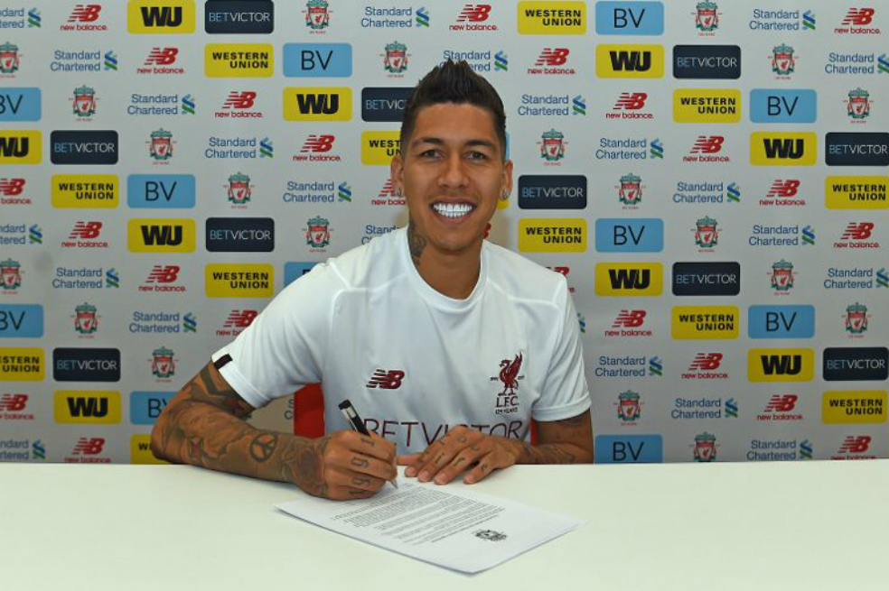 Roberto Firmino amplió su contrato con el Liverpool