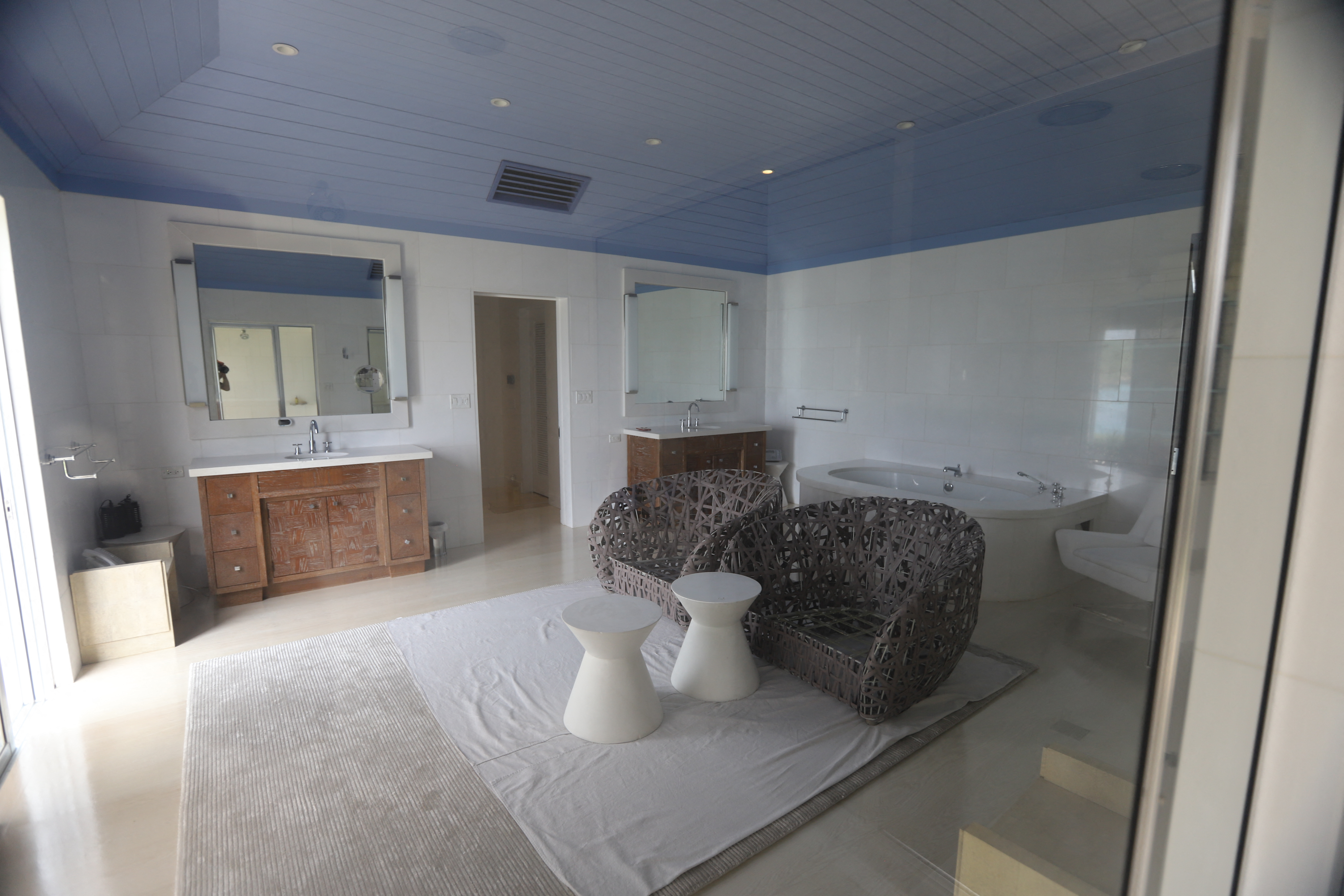 This undated handout photo from the US Virgin Islands Attorney General's office released on December 3, 2025, by US Representative Robert Garcia, Ranking Member of the Committee on Oversight and Government Reform, shows a room inside Jeffrey Epstein's home on his private island, Little St. James Island, US Virgin Islands. (Photo by HANDOUT / US Virgin Islands Attorney General's Office / AFP) / RESTRICTED TO EDITORIAL USE - MANDATORY CREDIT "AFP PHOTO / US VIRGIN ISLANDS ATTORNEY GENERAL'S OFFICE / HANDOUT" - HANDOUT - NO MARKETING NO ADVERTISING CAMPAIGNS - DISTRIBUTED AS A SERVICE TO CLIENTS