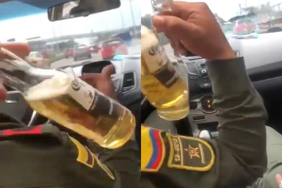 Polémica por video de policías bebiendo mientras conducen en Bogotá