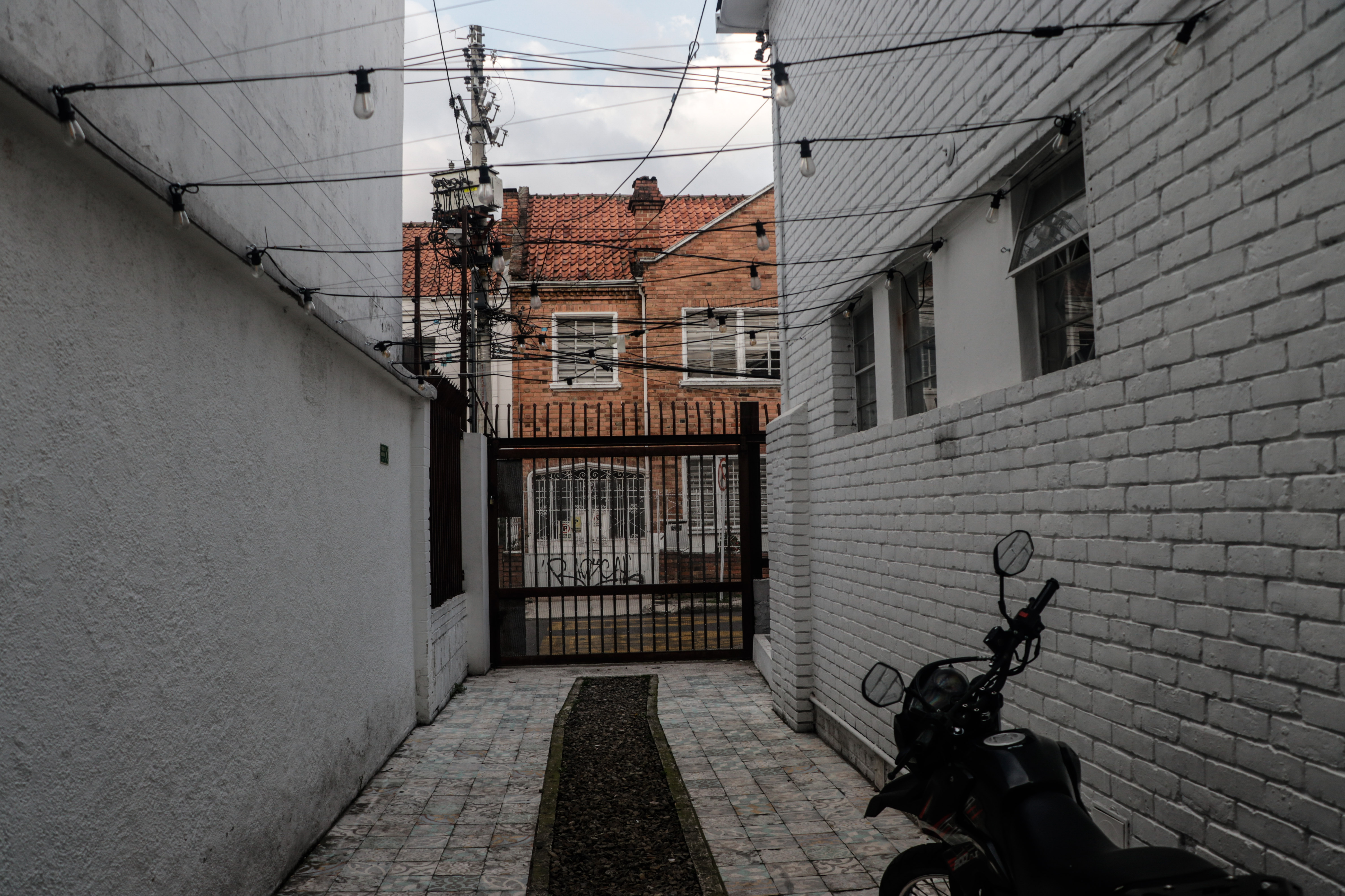 La música, el humo y la conversación marcaron una Navidad distinta para quienes participaron en la primera novena fumable abierta al público en Bogotá.