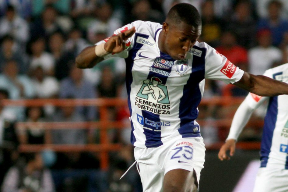 Óscar Murillo se retira lesionado en la final de la Liga de México