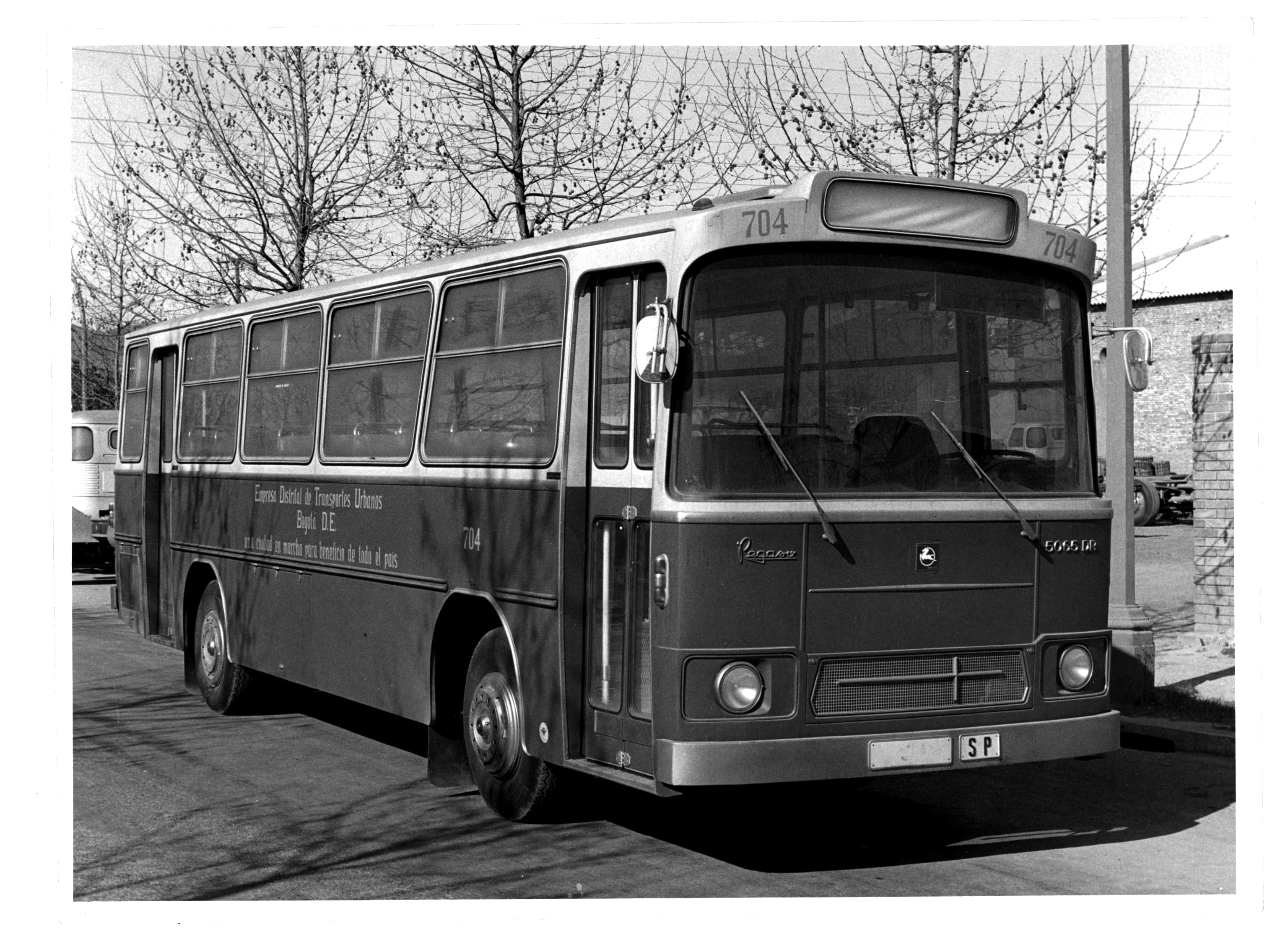 Sobre lo público y una exposición del transporte en Bogotá