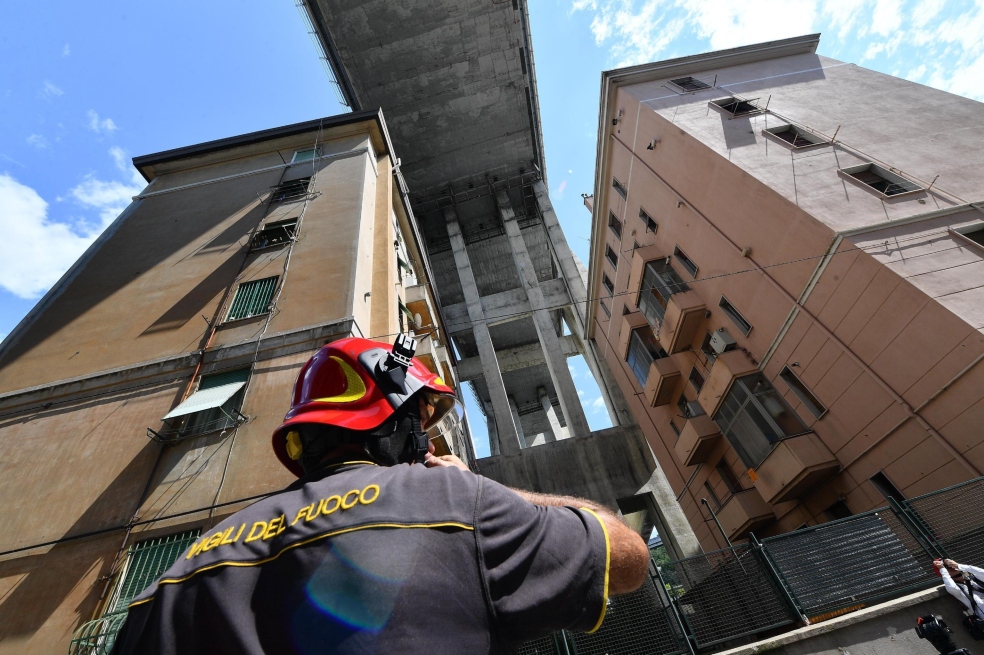 Italia en guerra contra la empresa que gestiona la autopista del puente derrumbado