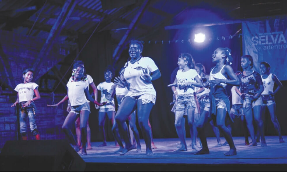 Selva Adentro: un festival de teatro por la vida de los excombatientes en el Bajo Atrato