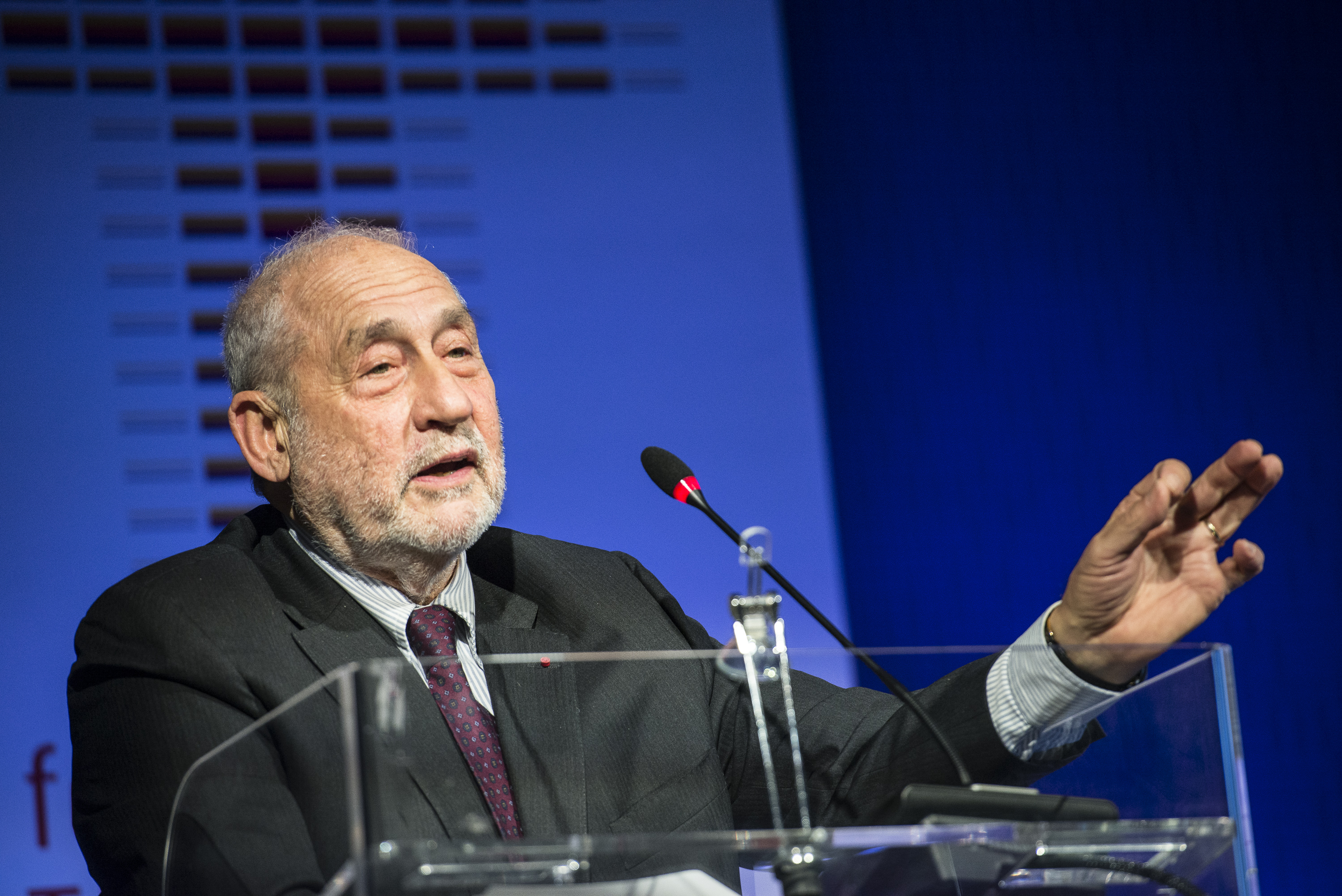 Joseph E. Stiglitz es integrante de la Comisión Independiente para la Reforma de la Fiscalidad Corporativa Internacional.