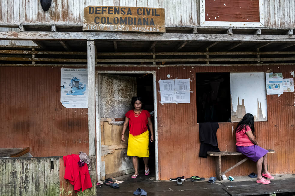 Actualmente, la comunidad está asentada en distintos lugares. Alrededor de 190 personas permanecen en un albergue facilitado por la alcaldía; otras 50 están en la casa de Defensa Civil, y el resto está en casas de conocidos que los recibieron temporalmente. / Fotos: Gabriel Galindo/ Contagio Radio