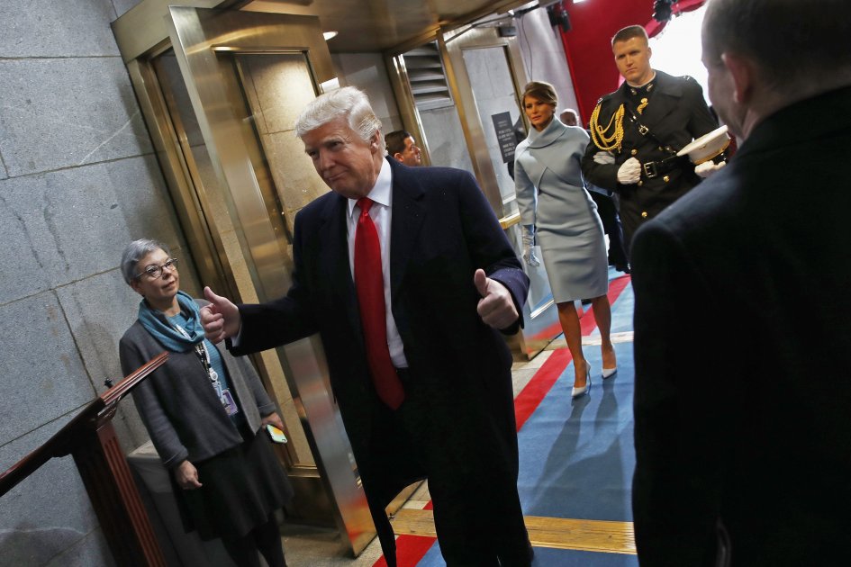 Donald Trump hace su entrada a la Casa Blanca como presidente de EE. UU.