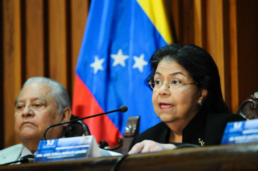 Hugo Chávez: Una ausencia indefinida