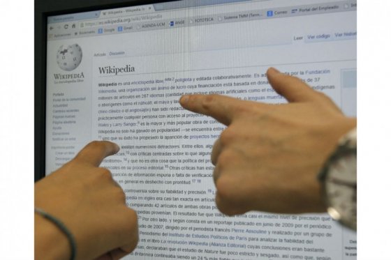 Wikipedia, un gigante virtual ante el desafío de subirse al tren audiovisual