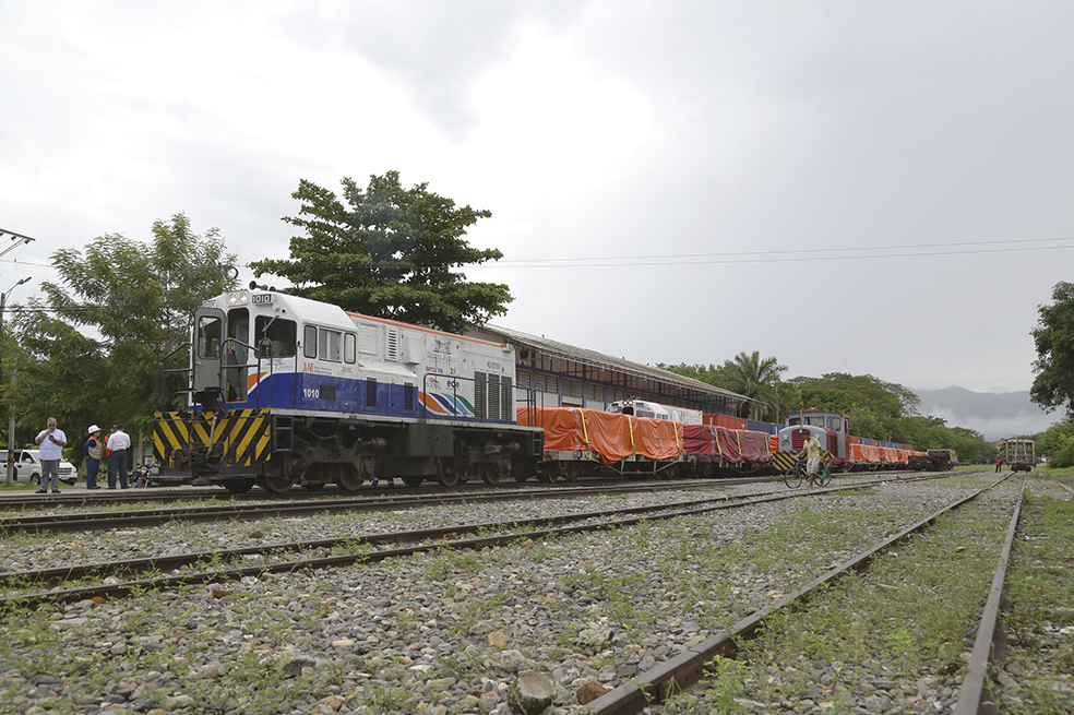 Colombia logra tres acuerdos internacionales en materia de infraestructura y vías