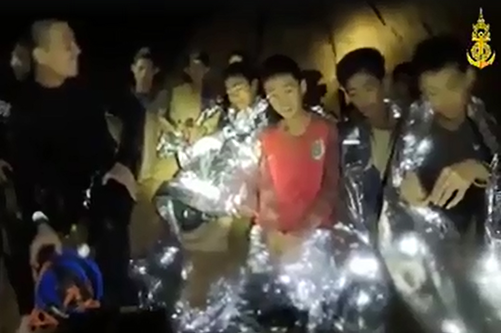 «No se preocupen» dicen los niños de la cueva de Tailandia