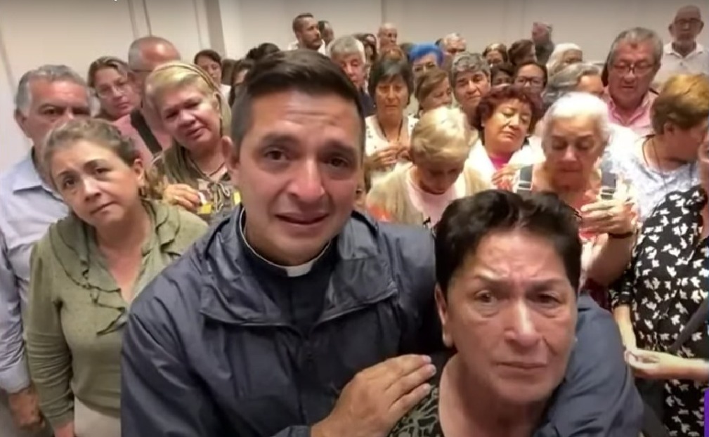 El padre Chucho aclaró información sobre costoso viaje de feligreses a Israel