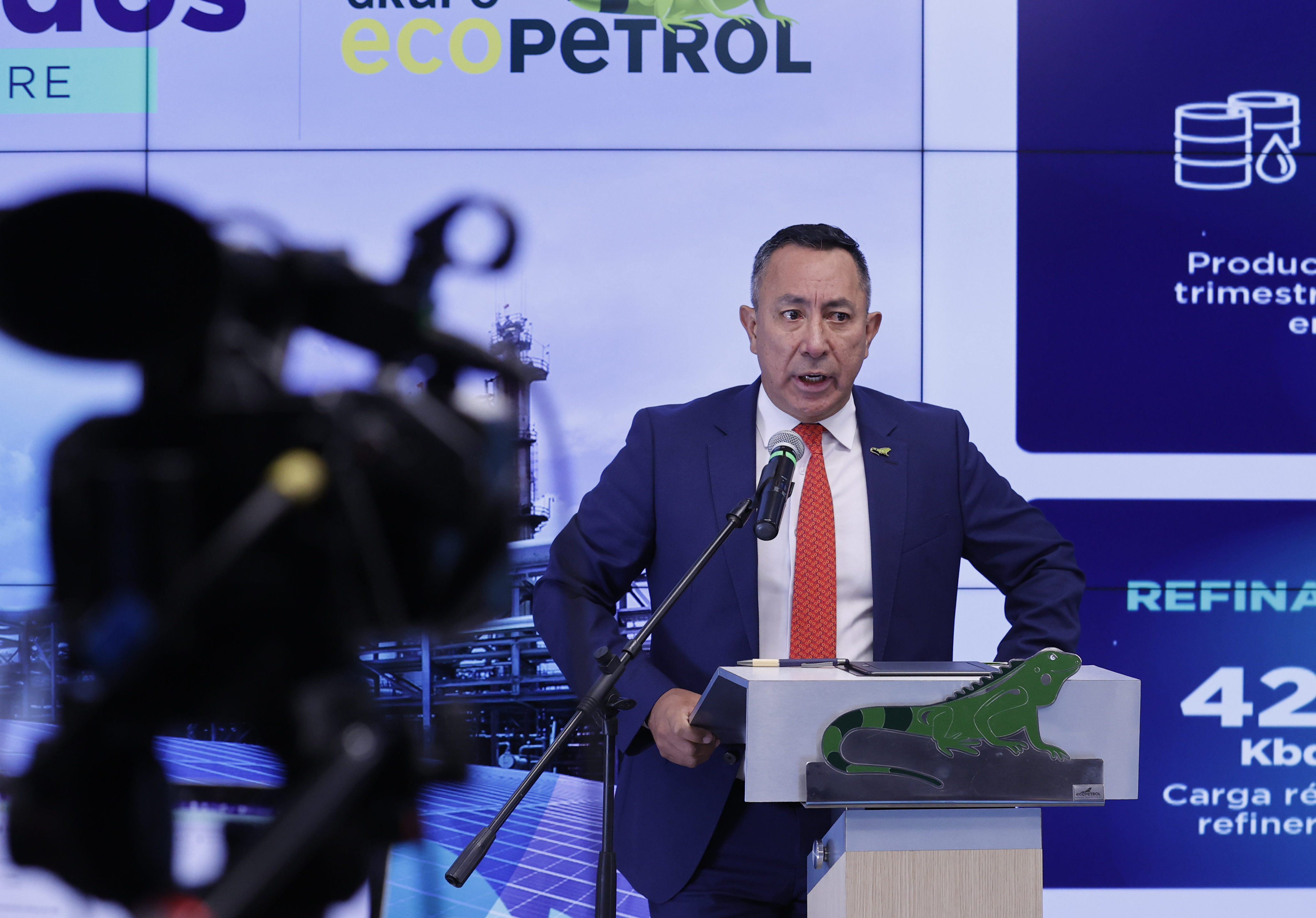 Así reaccionaron Petro y otros políticos a la salida temporal de Ricardo Roa de Ecopetrol