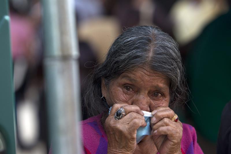 Guatemala pierde la fe y centra sus esfuerzos en hallar a muertos por alud