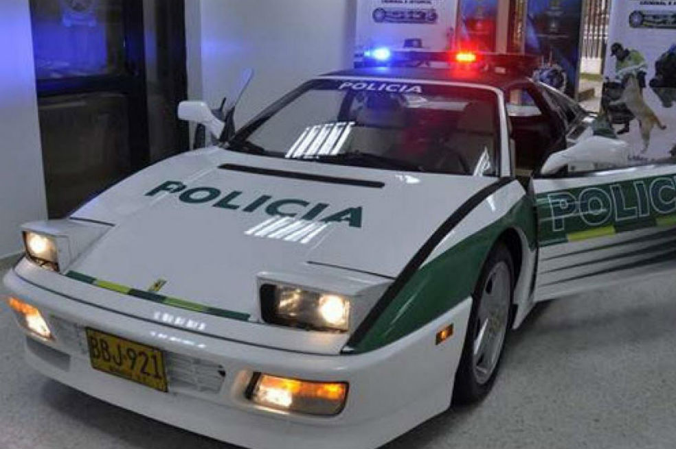 Autos de lujo, de capricho mafioso a próspero negocio