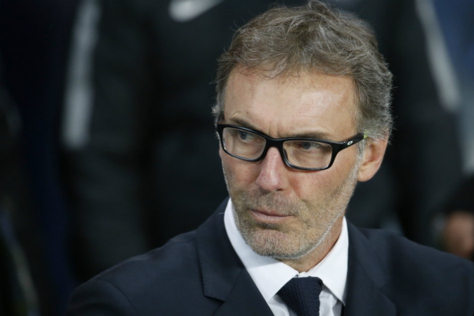 Blanc espera que sus jugadores no piensen en el Real Madrid
