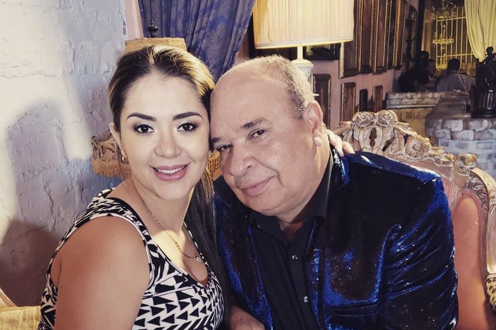 Exesposa de Luis Alberto Posada lo acusó de negarle la entrada a los 15 de su hija