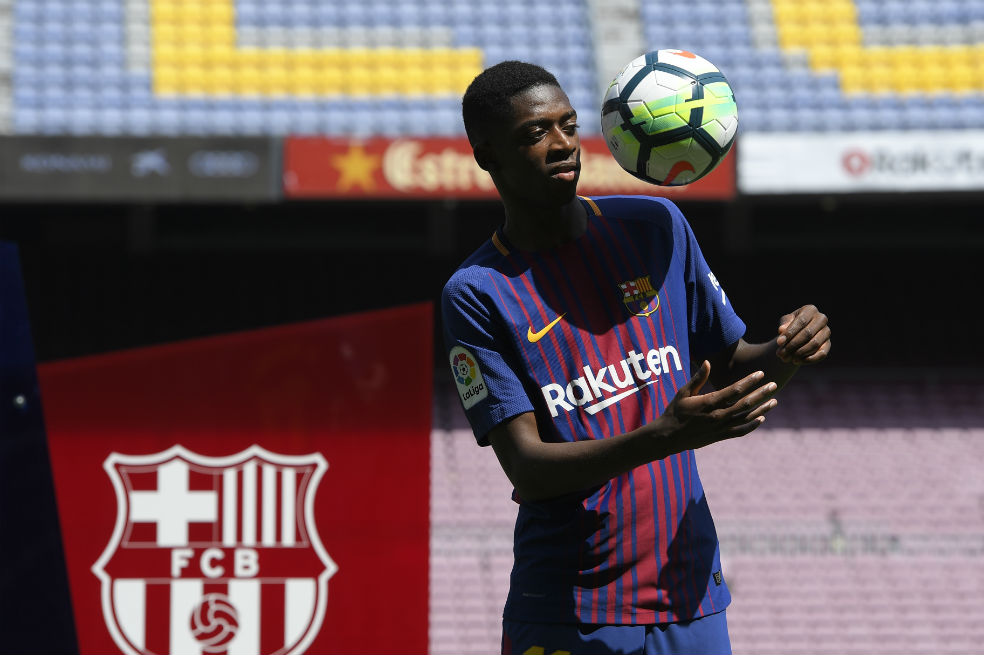 Dembélé fue objeto de burlas durante su presentación en Barcelona