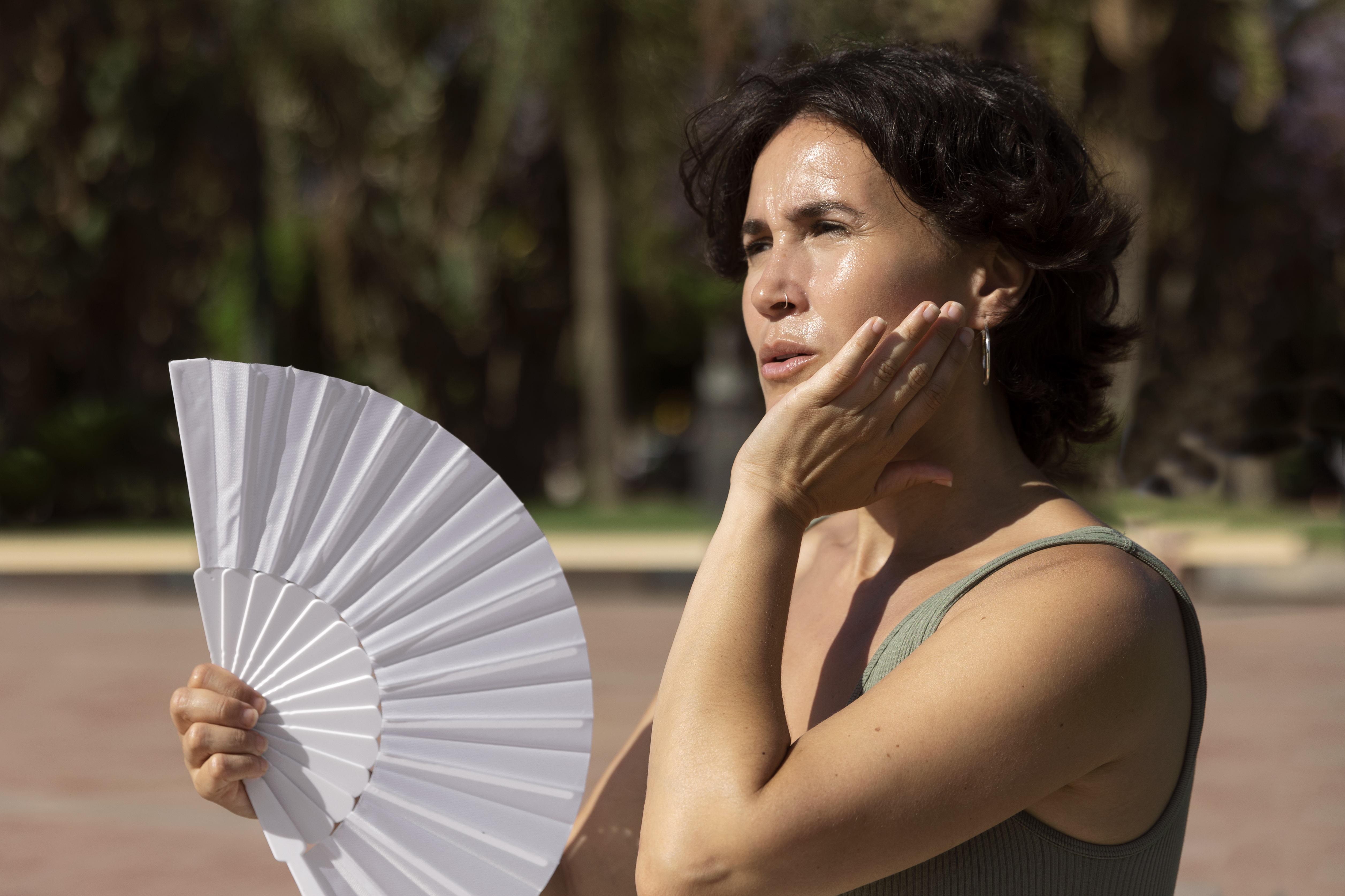 Barrer, caminar y otras actividades cotidianas ahora son más riesgosas por el calor