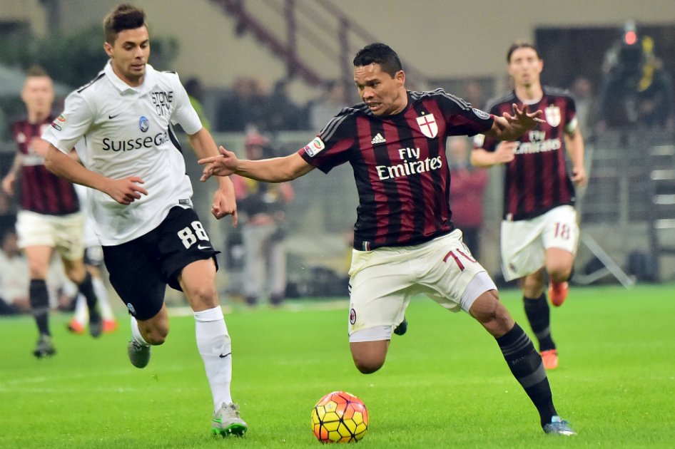 AC Milán rompe racha ganadora con Bacca jugando todo el partido