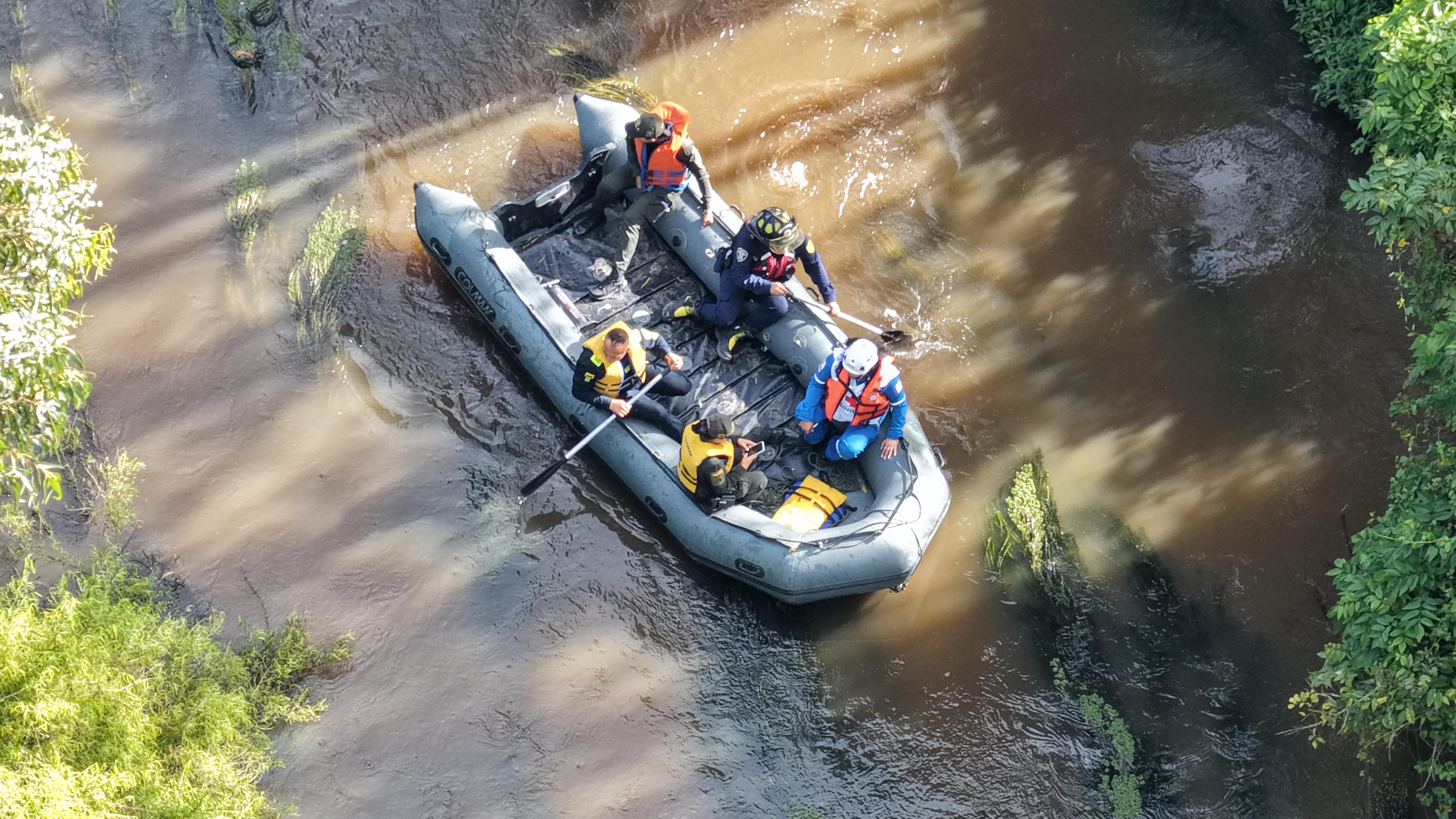 Bomberos de varios municipios se unen a la búsqueda de niña desaparecida en Cajicá