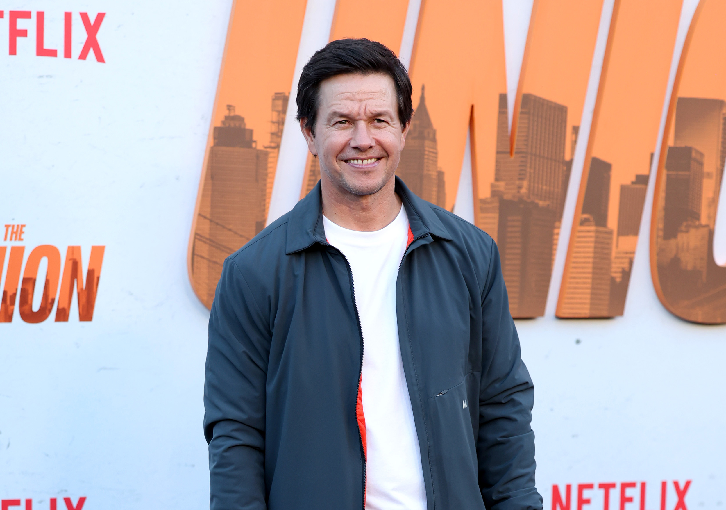 A Mark Wahlberg, de Transformers, se le incendió local y él atendió la emergencia