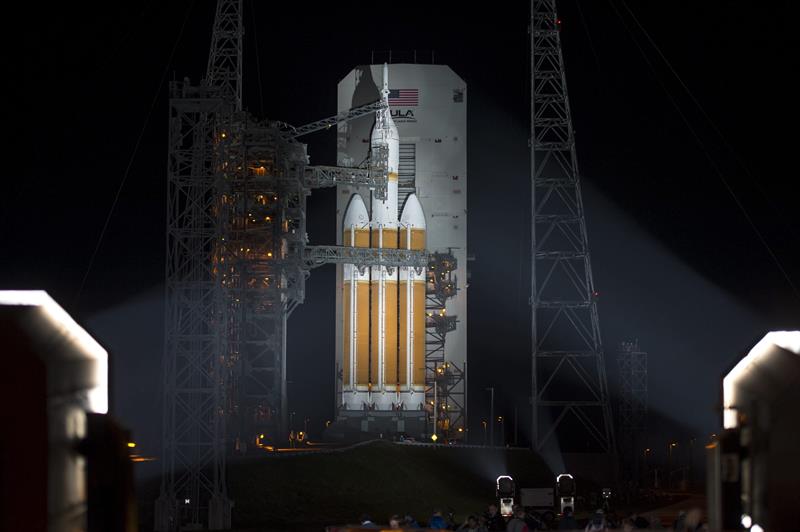 NASA suspende lanzamiento de la cápsula Orion