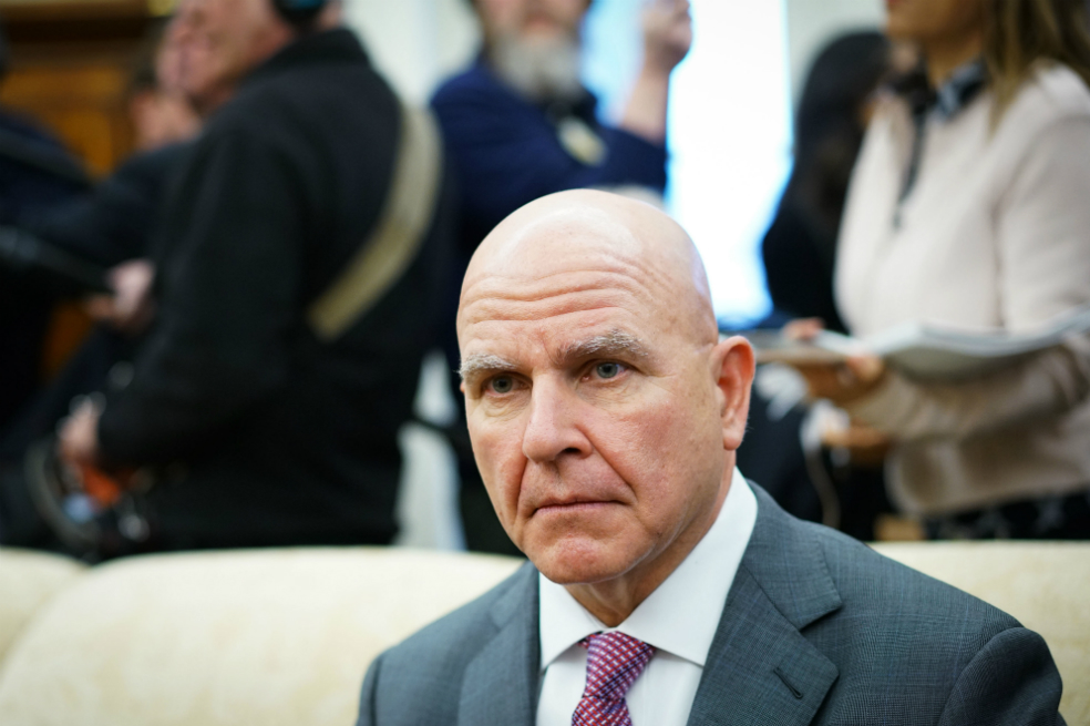 Más renuncias en la Casa Blanca: Trump reemplaza a su asesor de seguridad