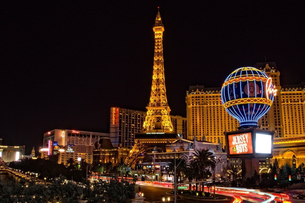 Ordenan cierre por un mes de todos los casinos en Las Vegas y el resto de Nevada