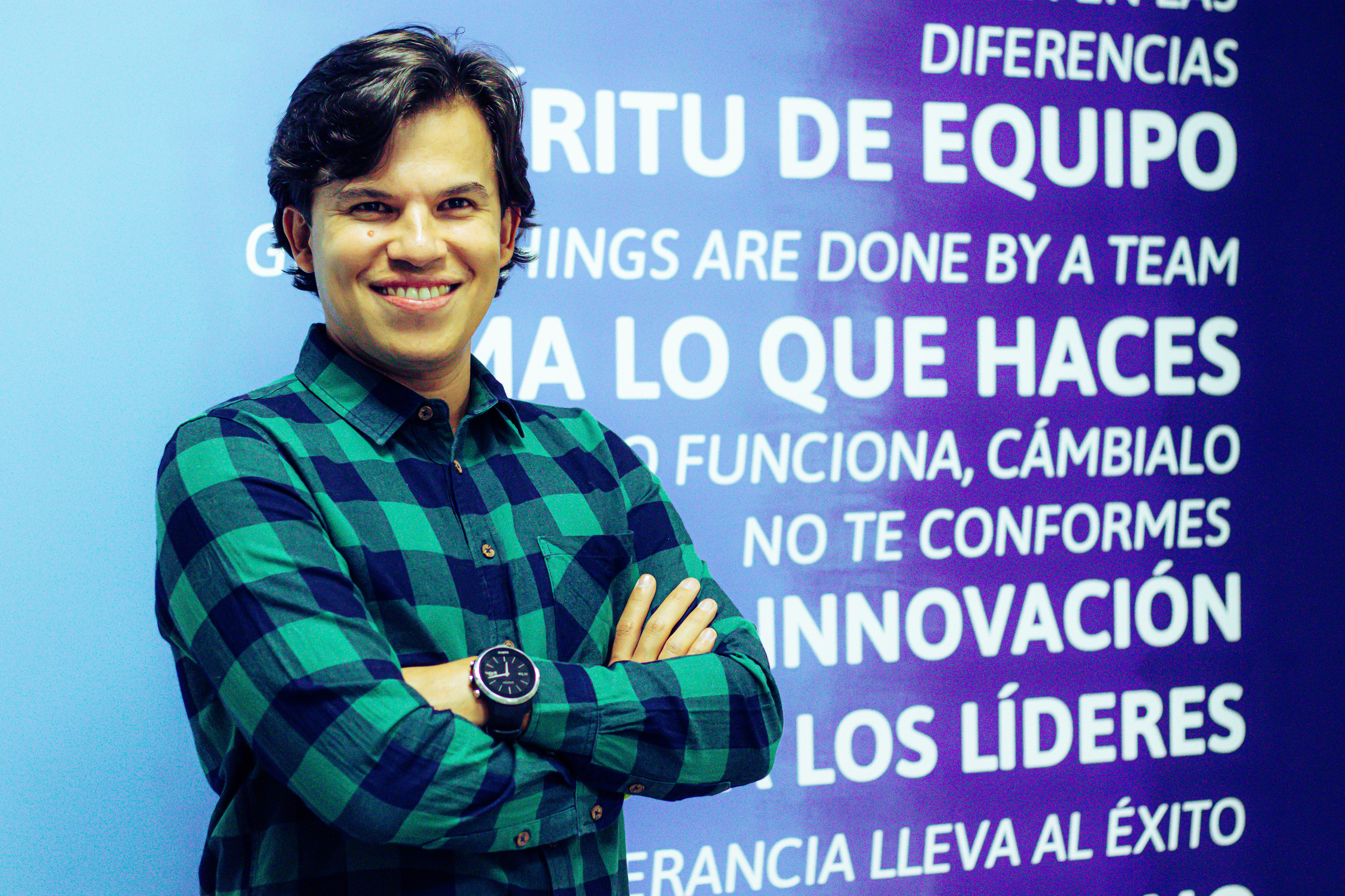 Él creó un emprendimiento que le saca el jugo a los datos y los rentabiliza