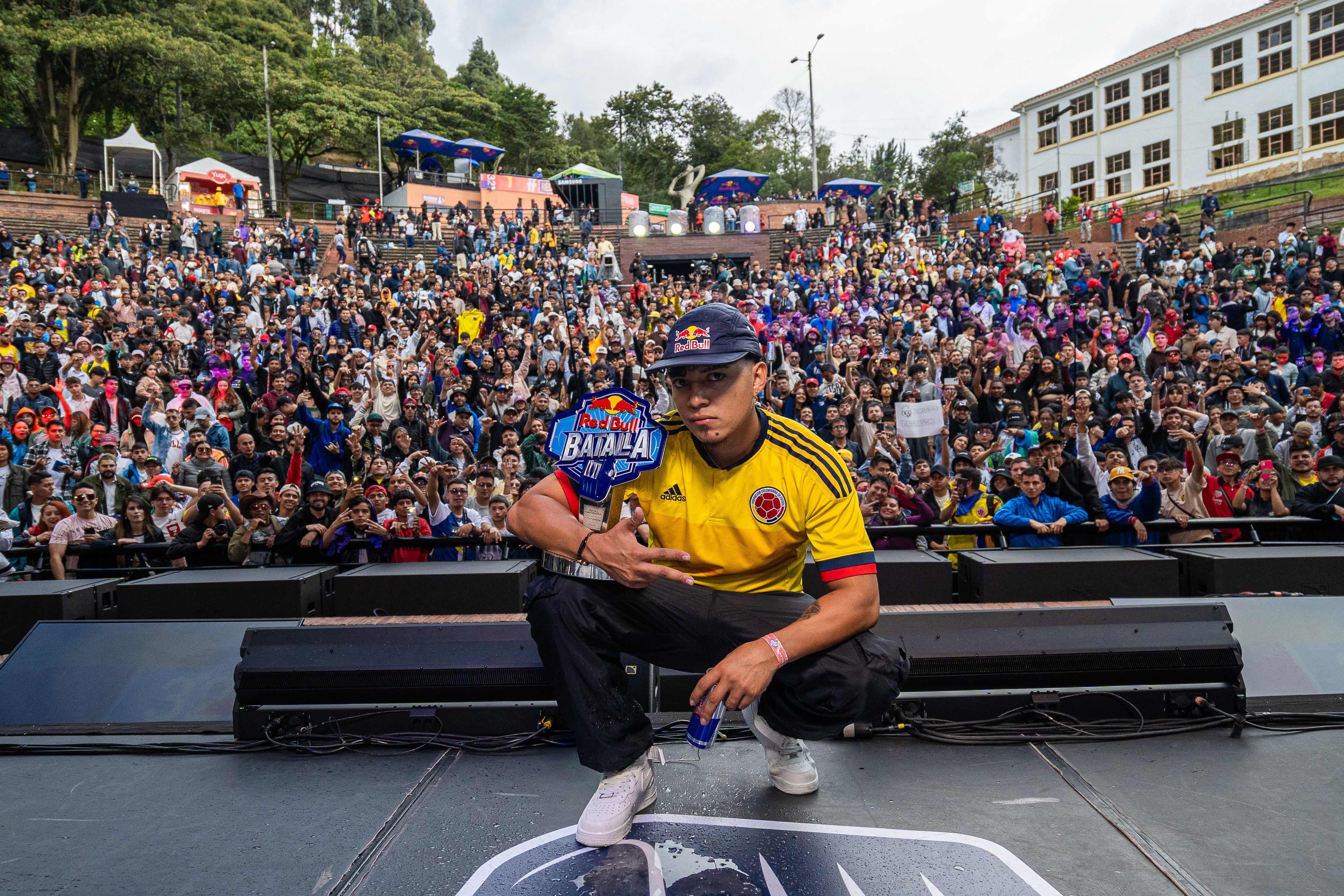 En el Teatro la Media Torta de Bogotá, Valles-T logró el tricampeonato de la Red Bull Batalla Colombia.